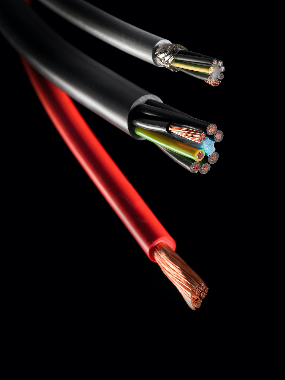 AI_17020_Cables_acc_international_standards_P.jpg